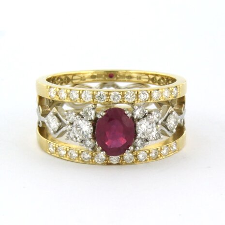 18k bicolour gouden band ring met centraal robijn en briljant geslepen diamant 0.75ct