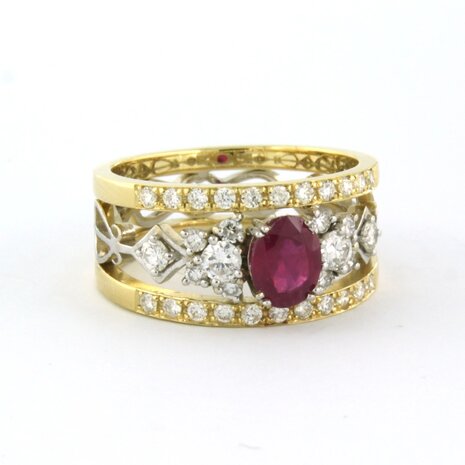 18 kt bicolour gold ring with central ruby and brilliant cut diamond 0.75 ct