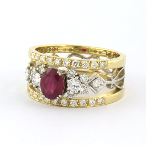 18 kt bicolour gold ring with central ruby and brilliant cut diamond 0.75 ct