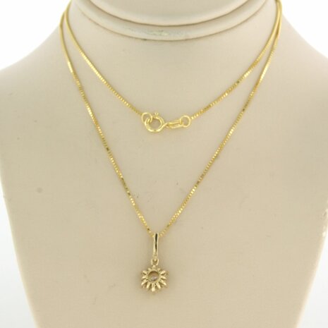 14k geel gouden collier met hanger bezet met diamant 0.29 ct