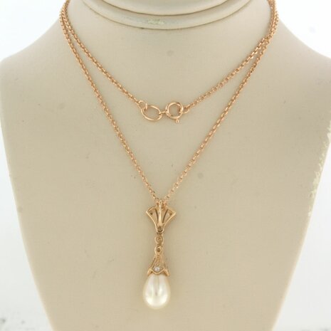 14k rosé gouden collier met hanger met parel en diamant 0.20 ct