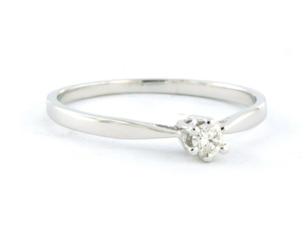 18 kt white gold solitaire ring set with brilliant cut diamond 0.09 ct
