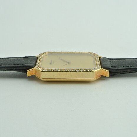 Chopard Genève 18k gold case with diamonds ref 5086