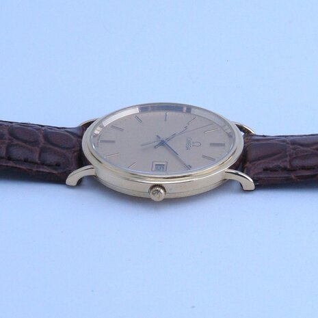 Omega De Ville 18k yellow gold ref 196.7500