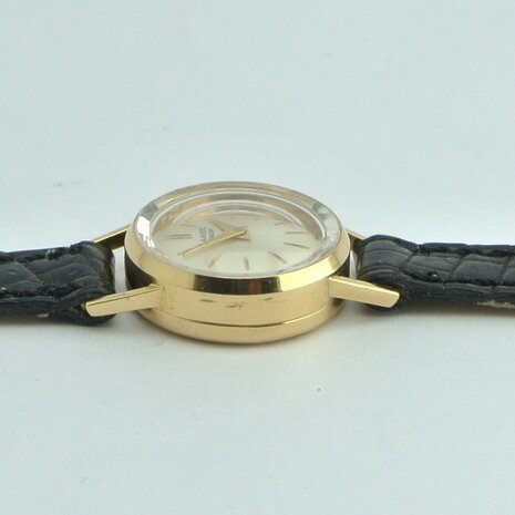 A. Lange & Söhne Vintage 18k yellow gold case ref. 6335