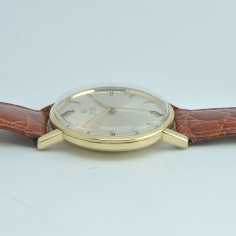 Omega Seamaster Automatic 18k gold case | ref 166.052