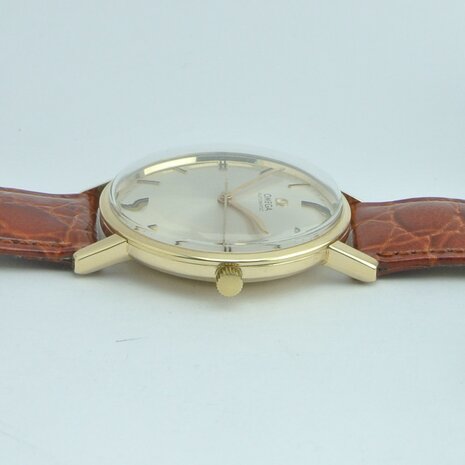 Omega Seamaster Automatic 18k gold case | ref 166.052