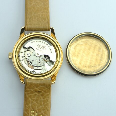 Enicar Ultrasonic Automatic 18k gold case