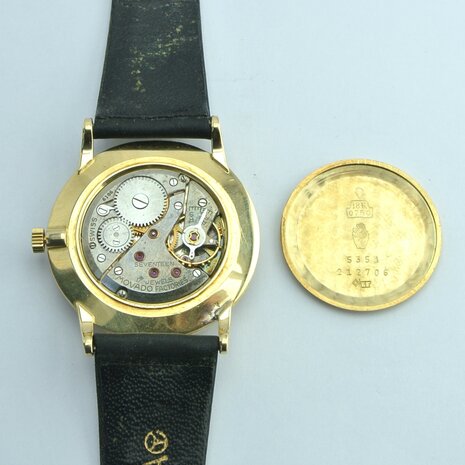 Movado 18k yellow gold case | ref 5354
