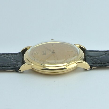Doxa Automatic | 18k gold case