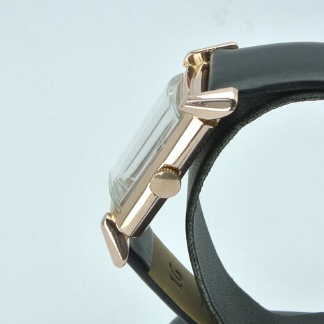 Bulova Tank-model | 14k rose gold case