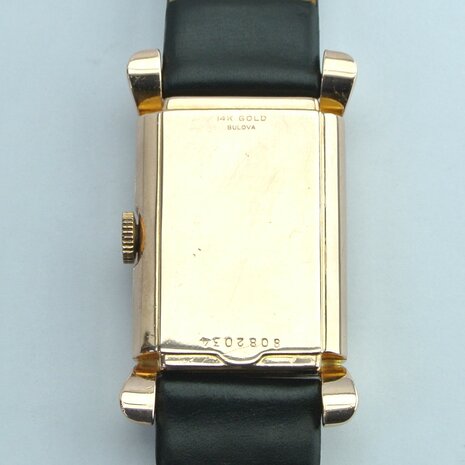 Bulova Tank-model | 14k rose gold case