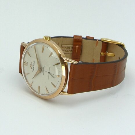 Movado Automatic | 18k gold case