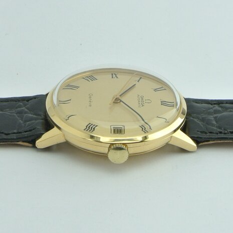 Omega Genève Automatic 18k gold case ref 162041