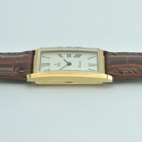 Ebel Windsor | ref 878034 18k gold case