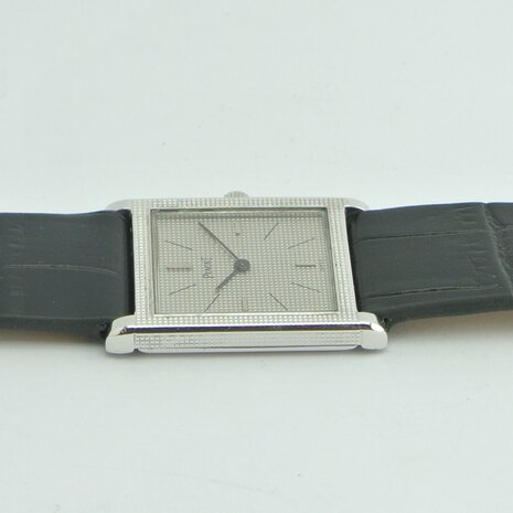 Piaget Tank 23mm x 29mm ref 931 A4