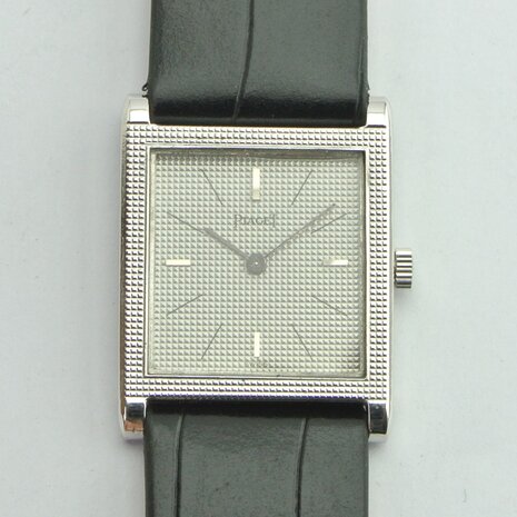 Piaget Tank 23mm x 29mm ref 931 A4