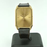 Omega-Constellation-18k-gold-case-ref-153.0035