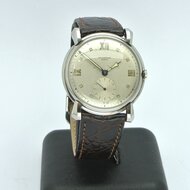 Universal-Genève-Vintage-1942-|-Cal-262